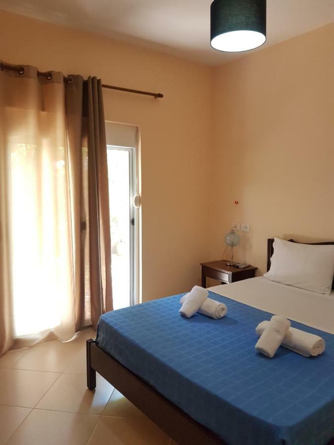Hotel Villa Ago Përmet Extérieur photo