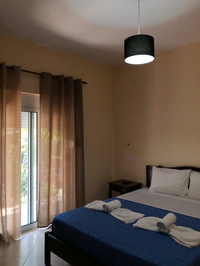Hotel Villa Ago Përmet Extérieur photo