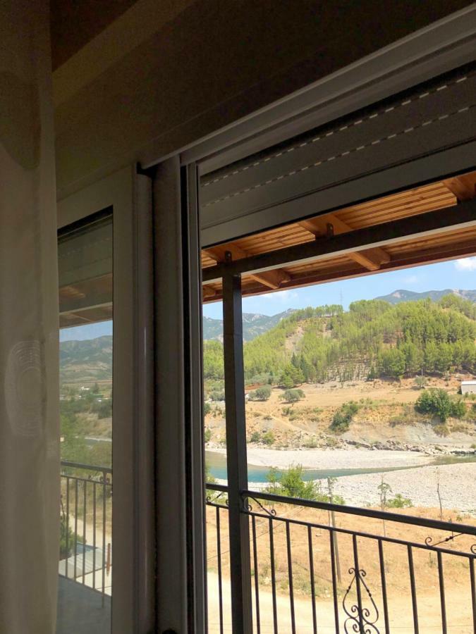 Hotel Villa Ago Përmet Extérieur photo
